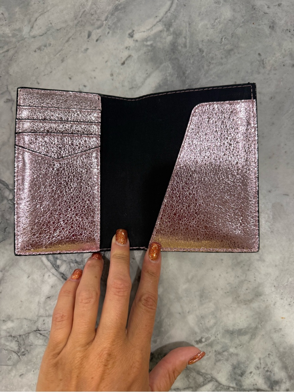 Metallic Pink Heart Stud Passport Holder - Picture 5 of 5